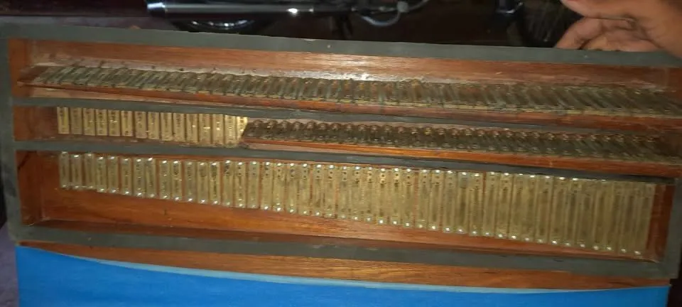 used Harmonium - photo 4