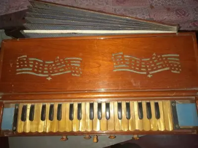 used Harmonium - photo 6