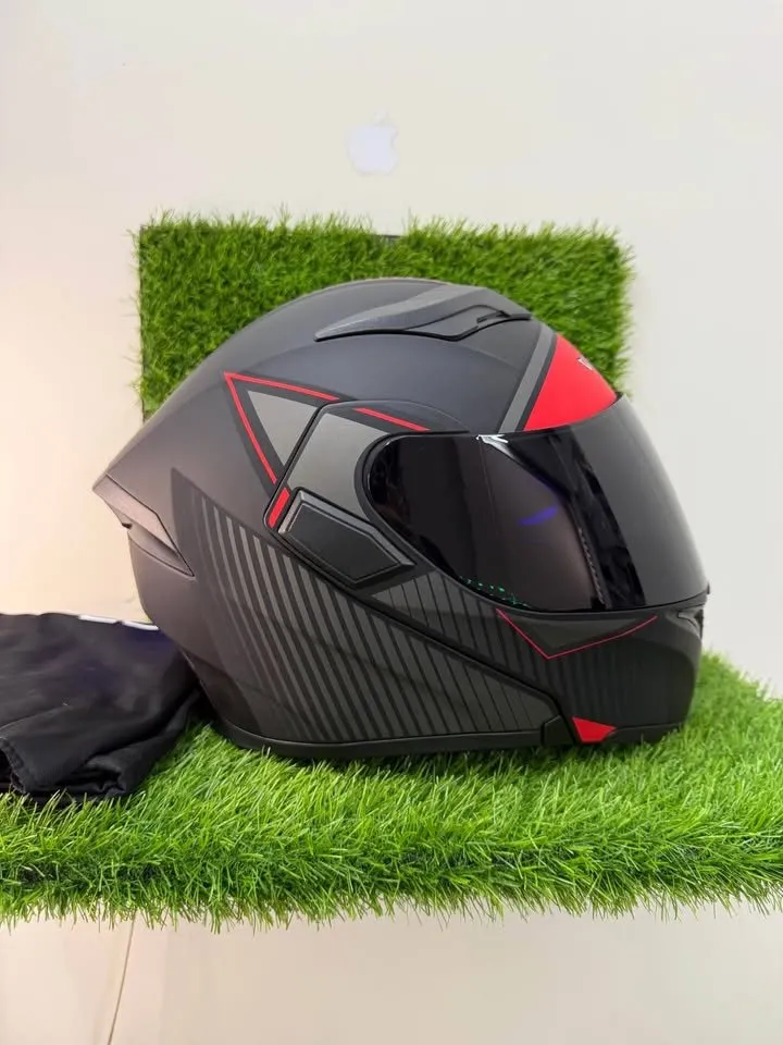Vector bike helmet with gloves ride For Sale in New Karachi | Karachi Ads - photo 7