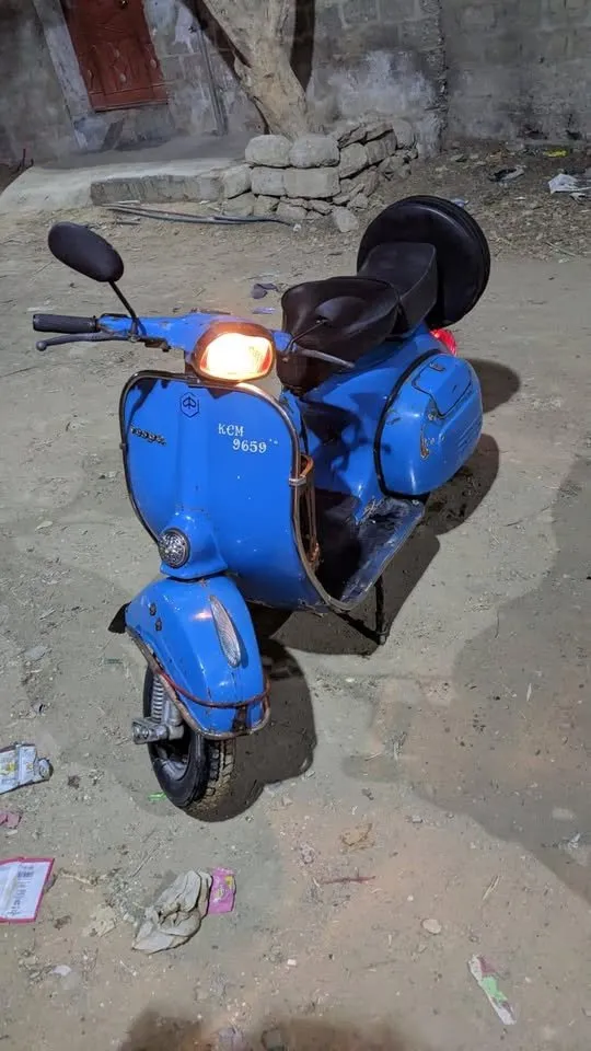 Vespa 150 cc super 2 stok 1991 model For Sale in Orangi Town | Karachi Ads - photo 2