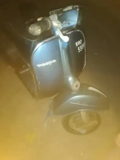 Vespa 1972 For Sale in Gulistan-e-Jauhar | Karachi Ads - photo 2
