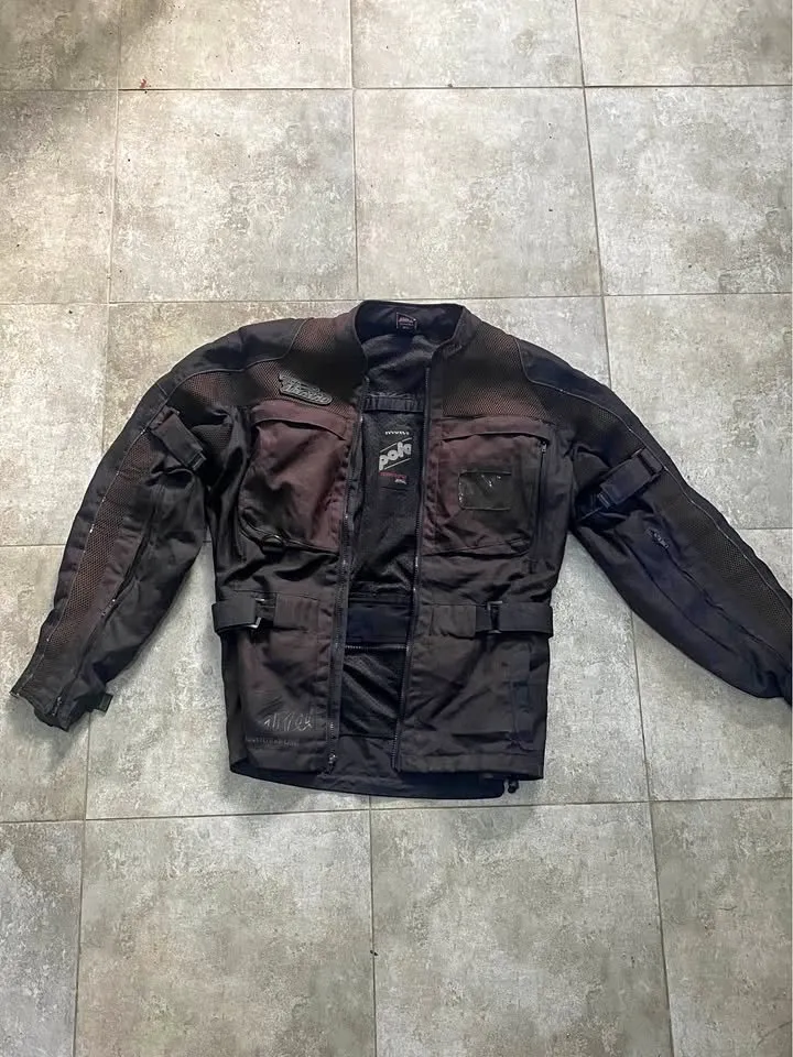 Vintage riding jacket For Sale in Gulshan-e-Iqbal | Karachi Ads - photo 1