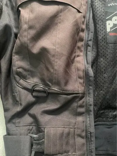 Vintage riding jacket For Sale in Gulshan-e-Iqbal | Karachi Ads - photo 4