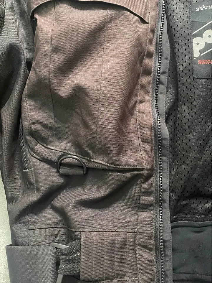 Vintage riding jacket For Sale in Gulshan-e-Iqbal | Karachi Ads - photo 4