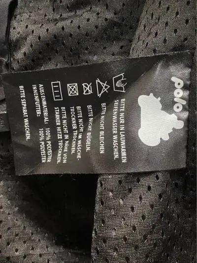 Vintage riding jacket For Sale in Gulshan-e-Iqbal | Karachi Ads - photo 5