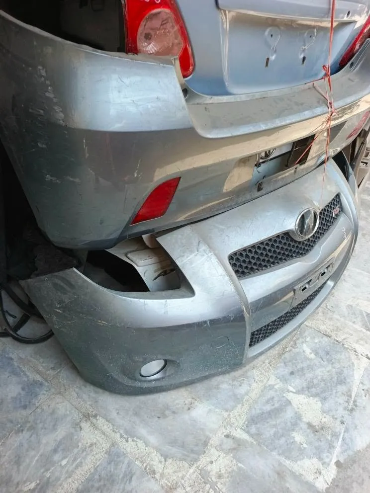 Vitz 2005_2007 model. For Sale in New Karachi | Karachi Ads - photo 4
