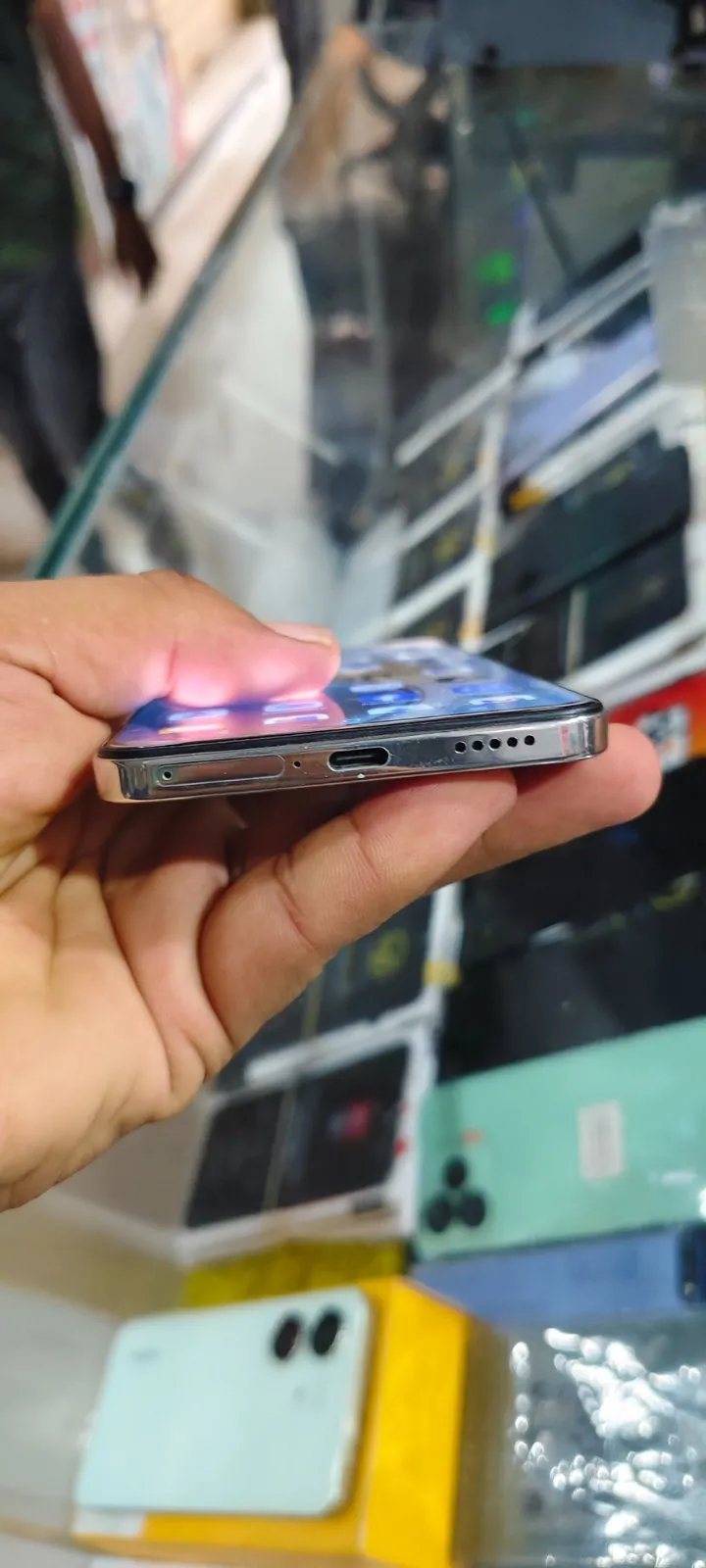 Vivo y200 8 256 For Sale in Landhi | Karachi Ads - photo 12