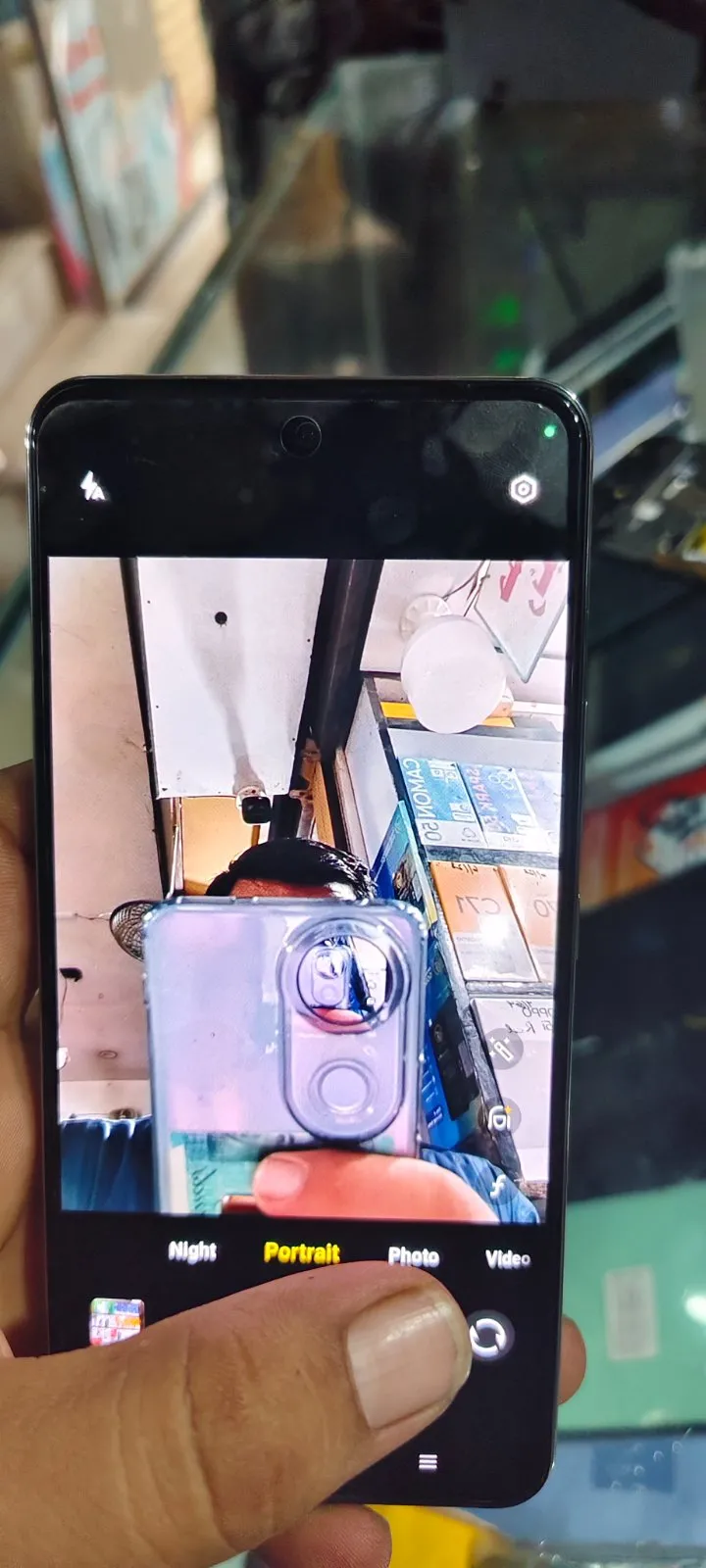 Vivo y200 8 256 For Sale in Landhi | Karachi Ads - photo 2