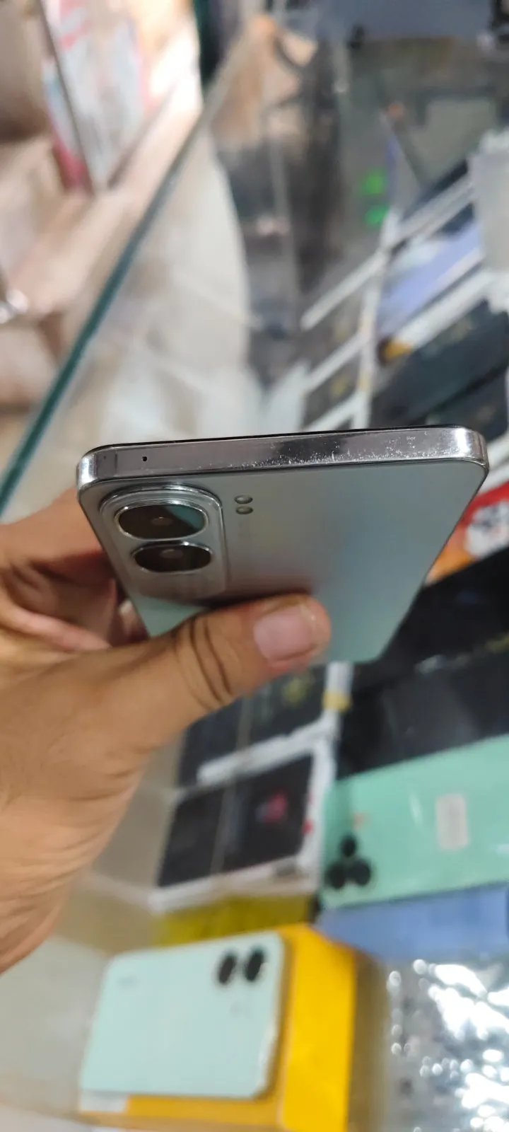 Vivo y200 8 256 For Sale in Landhi | Karachi Ads - photo 9