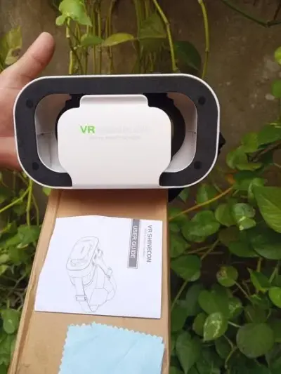 VR Box for Sale - Like New! 🎮 - photo 4