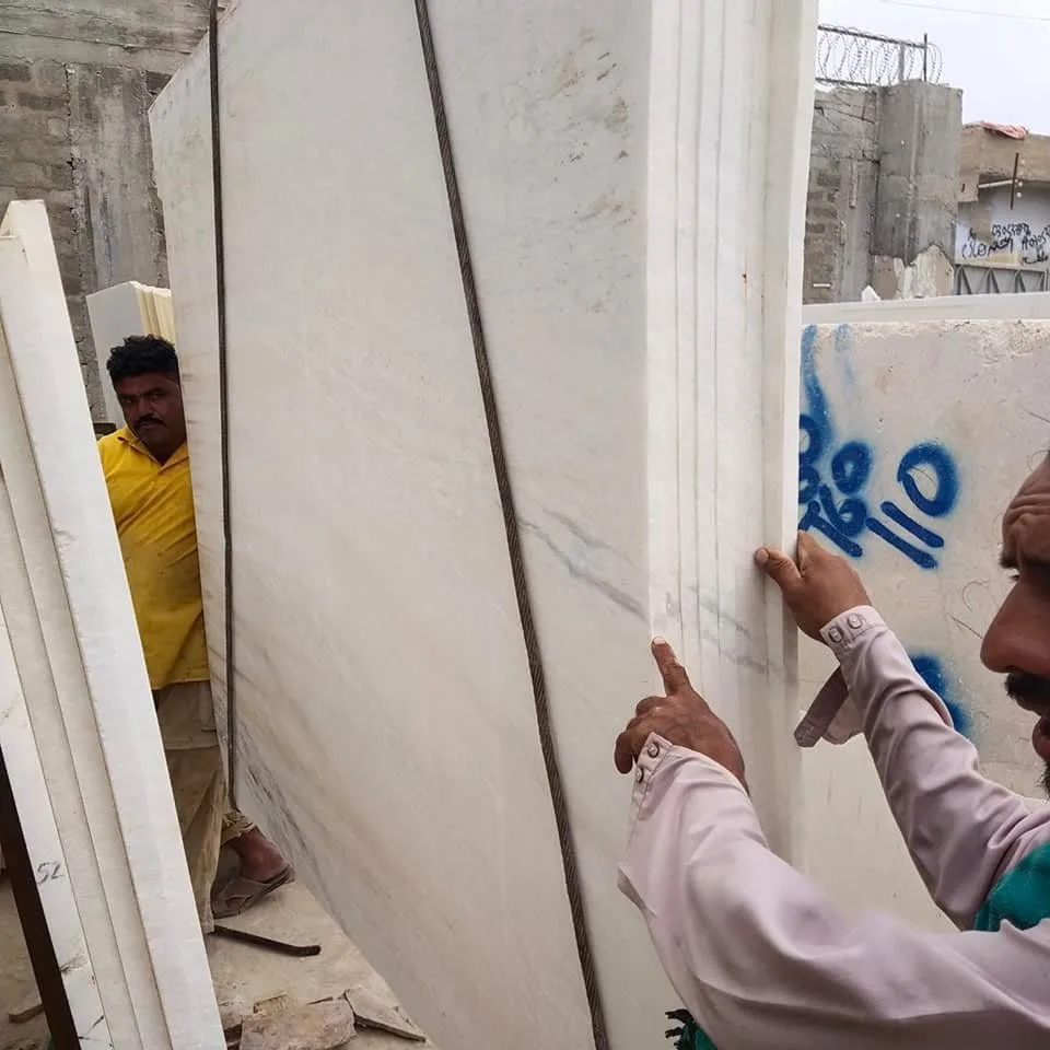 White marble slabs and tiles - photo 5