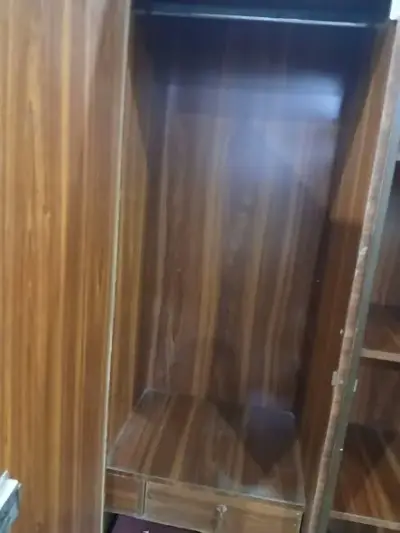 Wooden Cupboard 6X6, 10/10 condition, Scratchless, urgent sale - photo 4