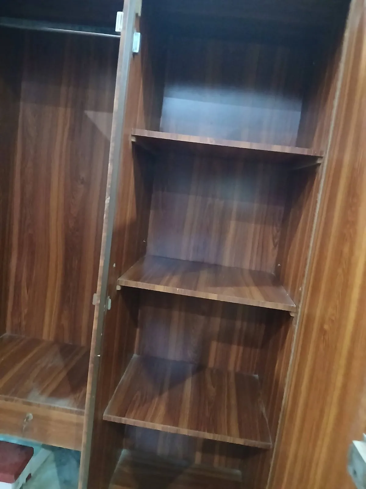 Wooden Cupboard 6X6, 10/10 condition, Scratchless, urgent sale - photo 5