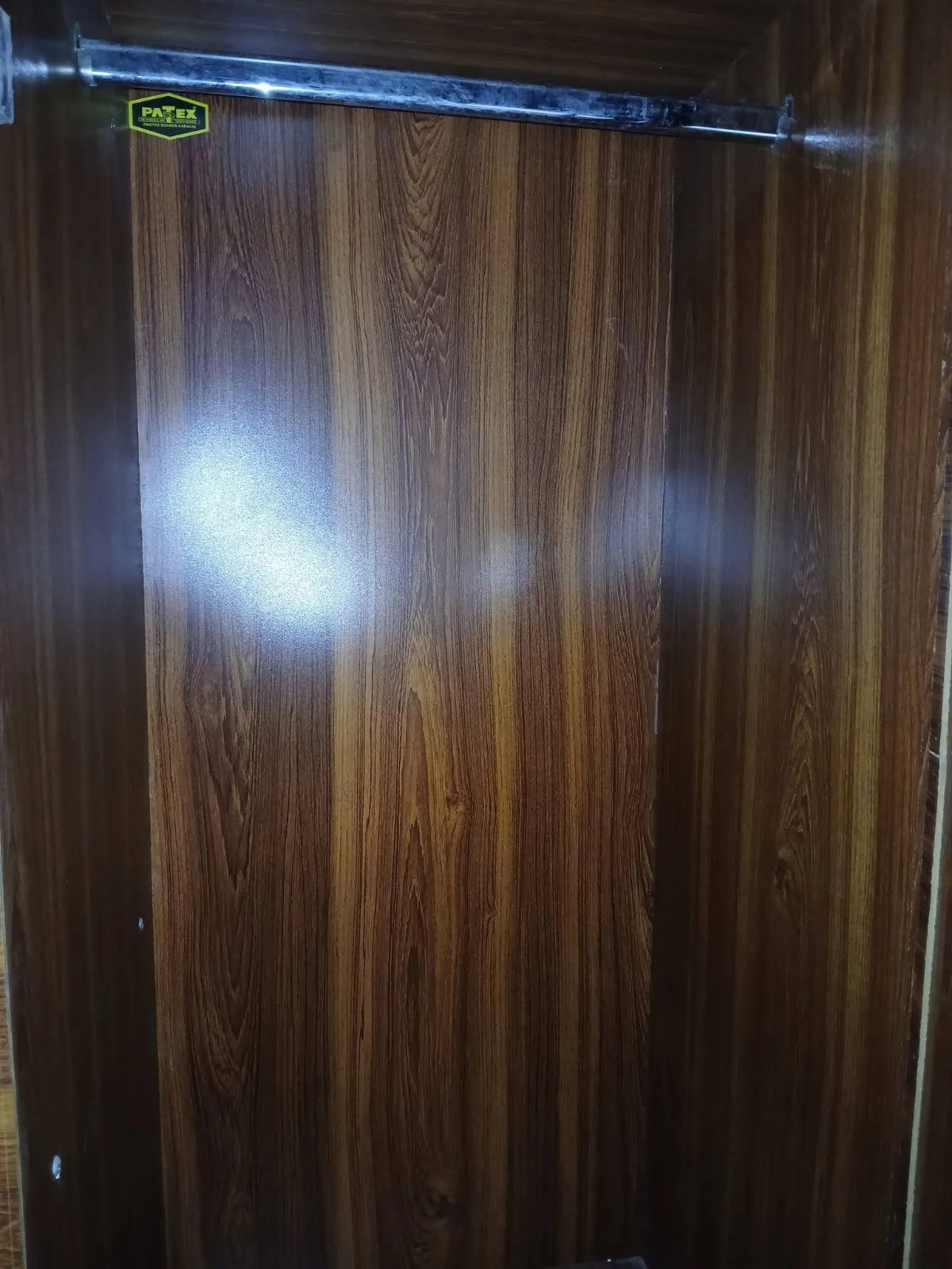 Wooden Cupboard 6X6, 10/10 condition, Scratchless, urgent sale - photo 6