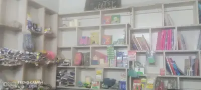 Wooden Display Rack & Glass Counter Shelf For Sale in Al-Falah Society, Karachi - photo 8