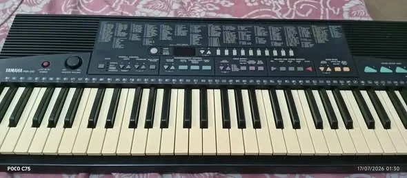 Yamaha PSR 310 Professional Piano Yamaha Keyboard available ... For Sale in Bahadurabad | Karachi Ads - photo 1