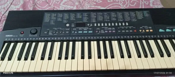 Yamaha PSR 310 Professional Piano Yamaha Keyboard available ... For Sale in Bahadurabad | Karachi Ads - photo 4